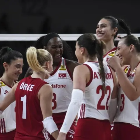 Voleybol Ekipmanları: Milli Takım Maçlarına Hazırlık