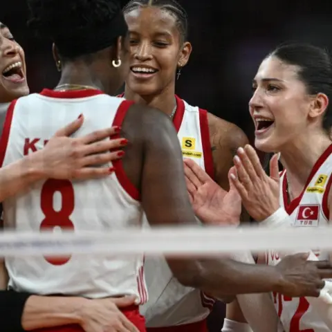 Voleybol Ekipmanları: Milli Takımın Başarı Sırrı