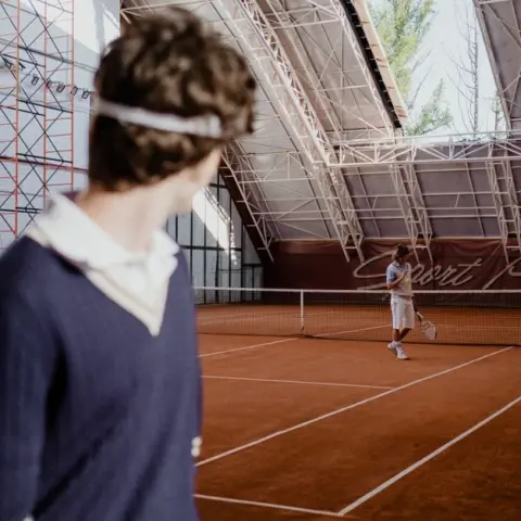 Tenis ekipmanları: Profesyonel performans için doğru seçim