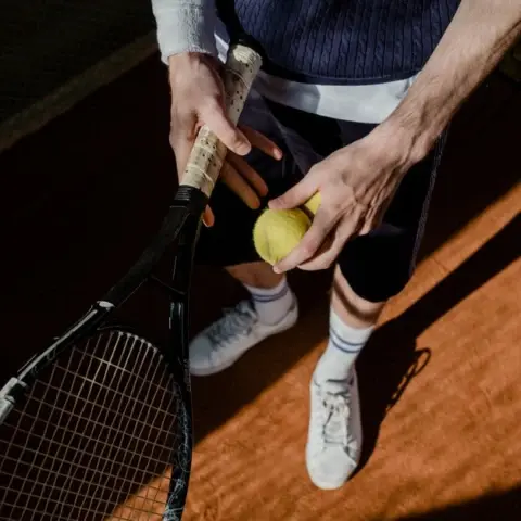 Tenis Ekipmanları: Profesyonel Turnuvalarda Başarının Anahtarı