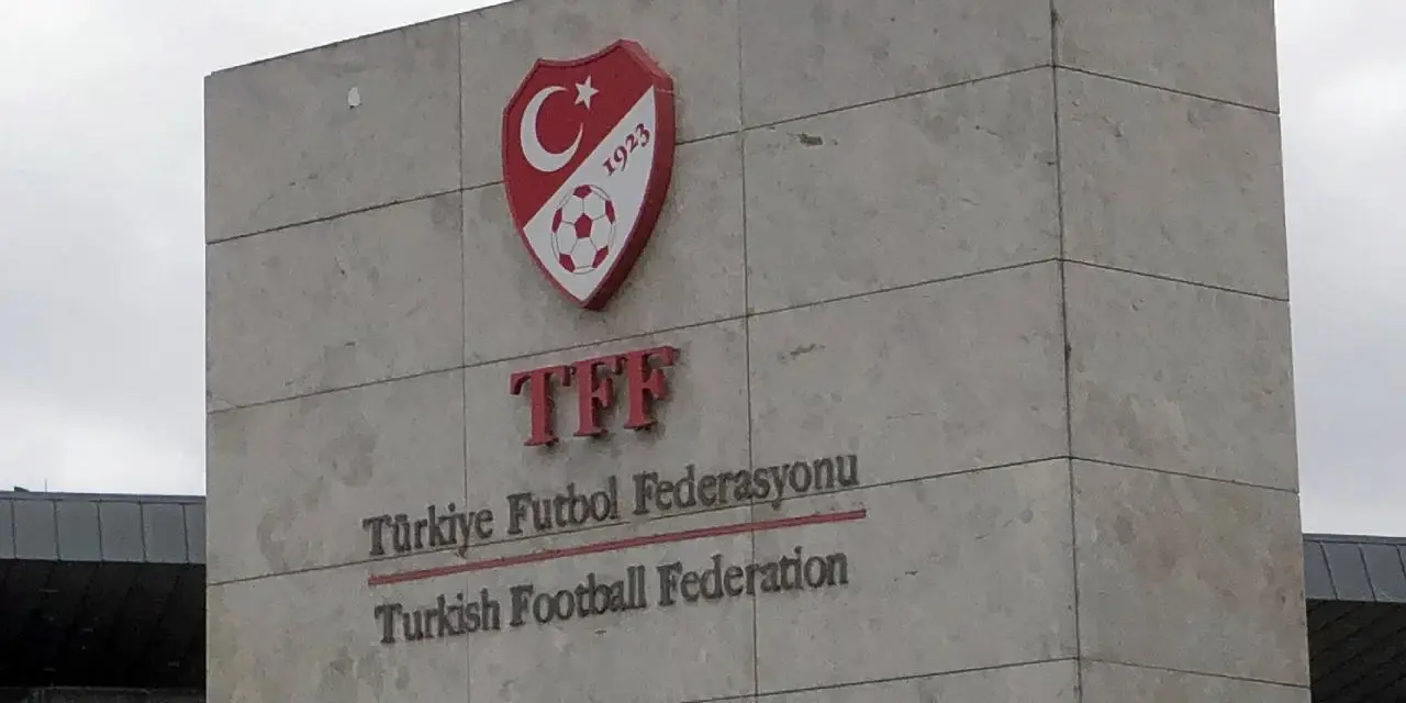 Futbol Malzemeleri ve Disiplin: Ekipmanda Standartlar