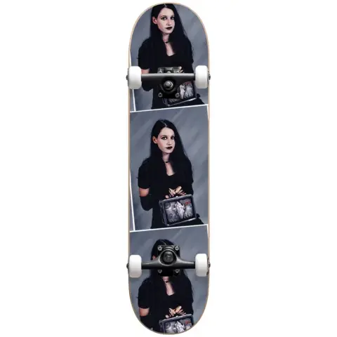 Darkstar 7,875 Goth Girl Premium Black Skateboard Kaykay