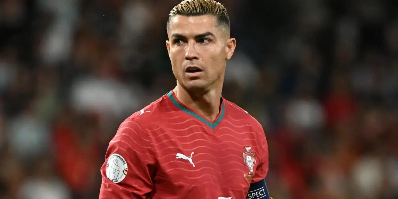 Futbol Malzemeleri: Profesyonel Oyuncu Ekipmanları