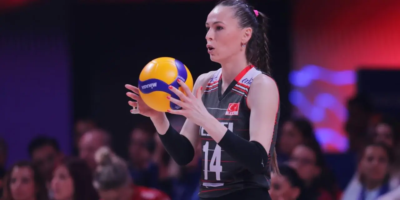 Voleybol Ekipmanları: Kaptan Eda Erdem’den İlham Almak