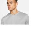 Nike Dri- Fit Miler Erkek Tişört görsel 3